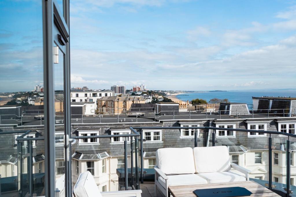 Westcliff Penthouse room 1